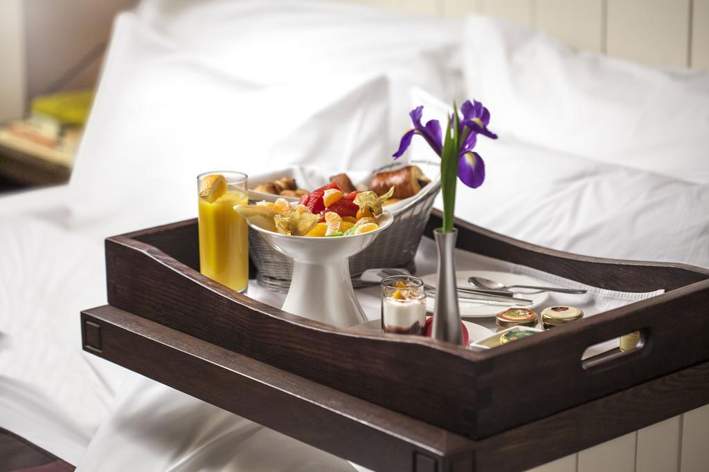 Epoque Hotel - Relais & Chateaux Bukarest Kültér fotó
